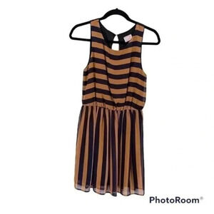 Audrey 3+1 striped sleeveless dress